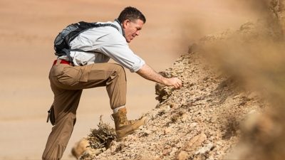 INFINITI QX Series find new fossil sites in Gobi desert